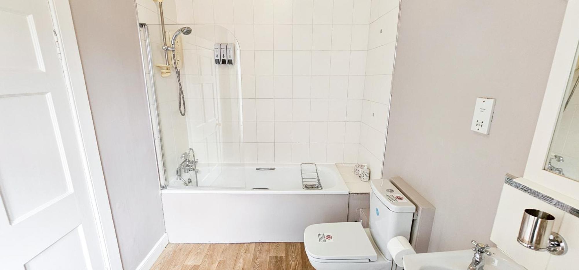 Russel House - 4 Bedroom - The Royal Mile Дом отдыха